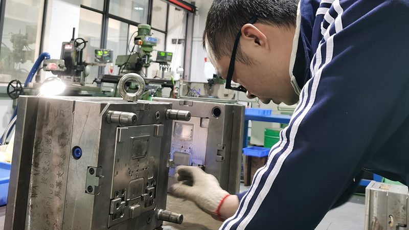 五金模具定制代理加盟条件：揭秘行业门槛与挑战